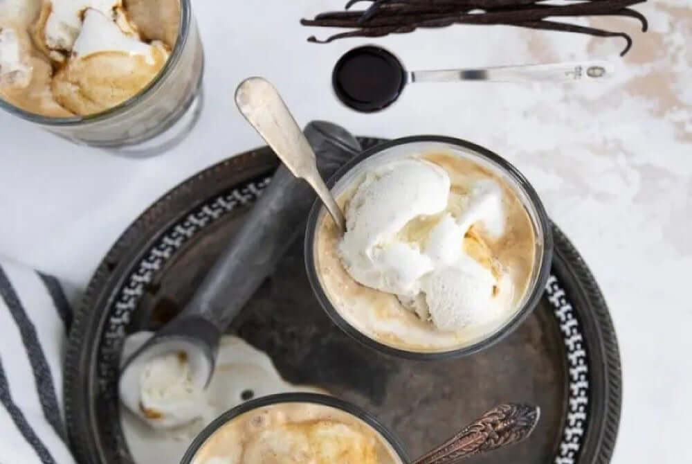 Affagato Roasted White Chocolate Ice Cream with Vanilla Beans!